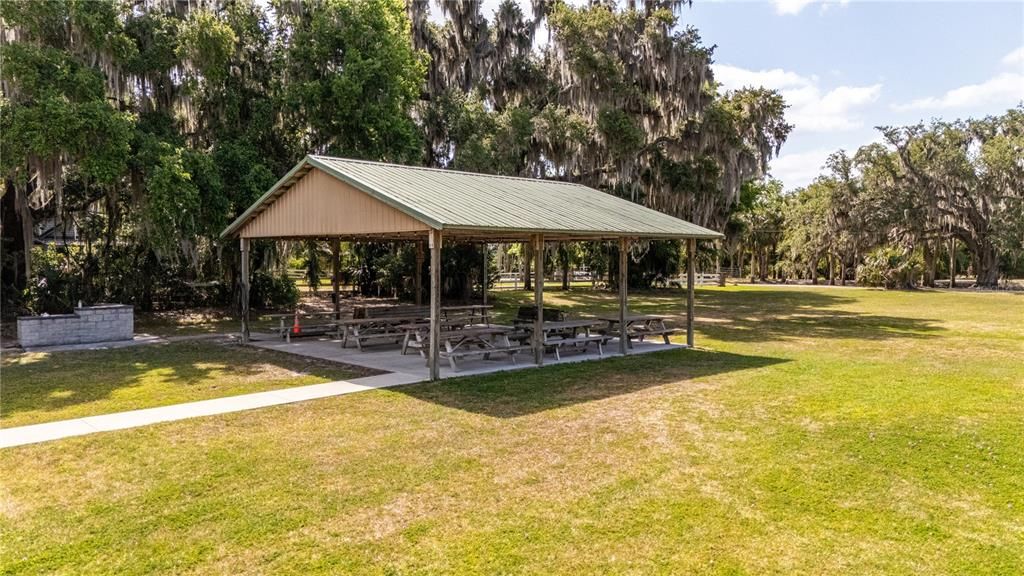 На продажу: $109,000 (3.41 acres)