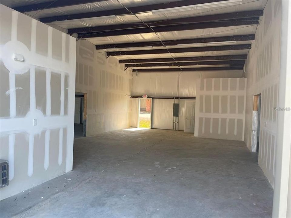 На продажу: $13,200 (0 спален, 0 ванн, 1100 Квадратных фут)