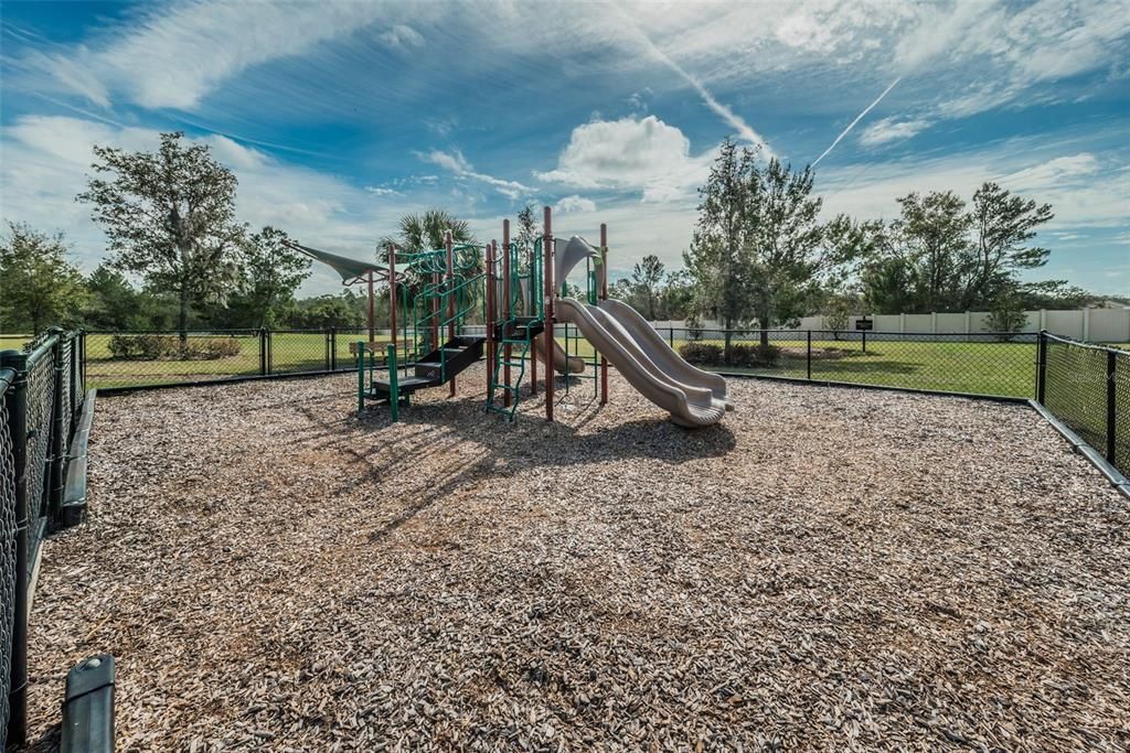 For Sale: $339,900 (3 beds, 2 baths, 2053 Square Feet)