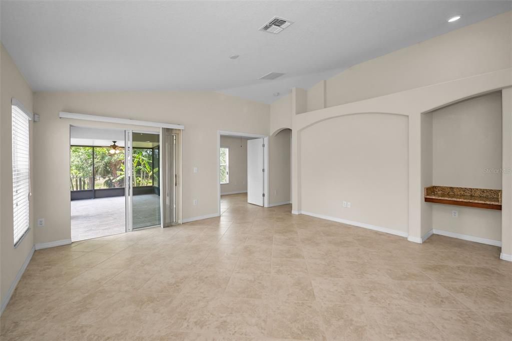 For Sale: $339,900 (3 beds, 2 baths, 2053 Square Feet)