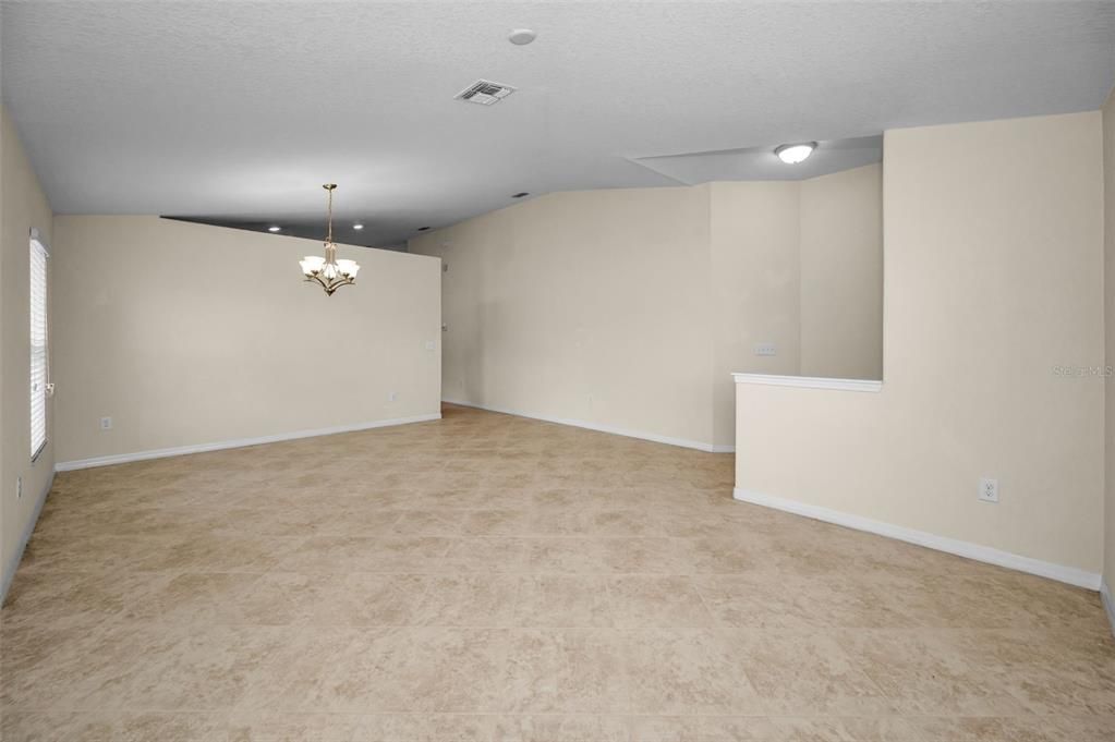 For Sale: $339,900 (3 beds, 2 baths, 2053 Square Feet)