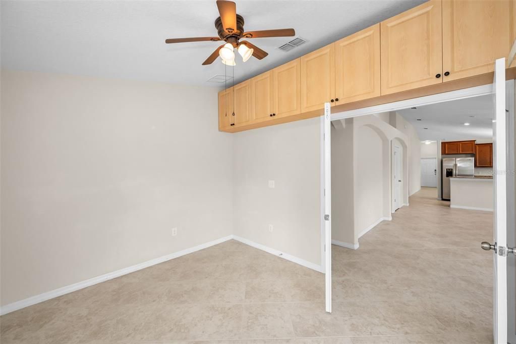 For Sale: $339,900 (3 beds, 2 baths, 2053 Square Feet)