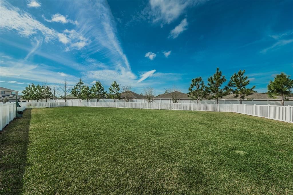 For Sale: $339,900 (3 beds, 2 baths, 2053 Square Feet)