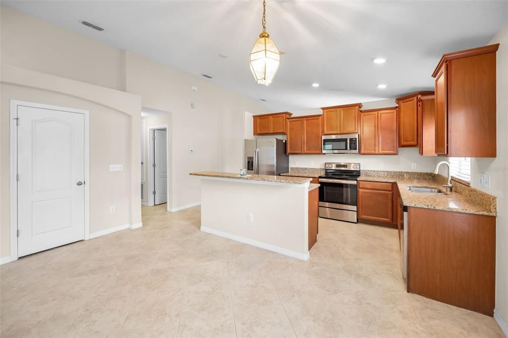 For Sale: $339,900 (3 beds, 2 baths, 2053 Square Feet)