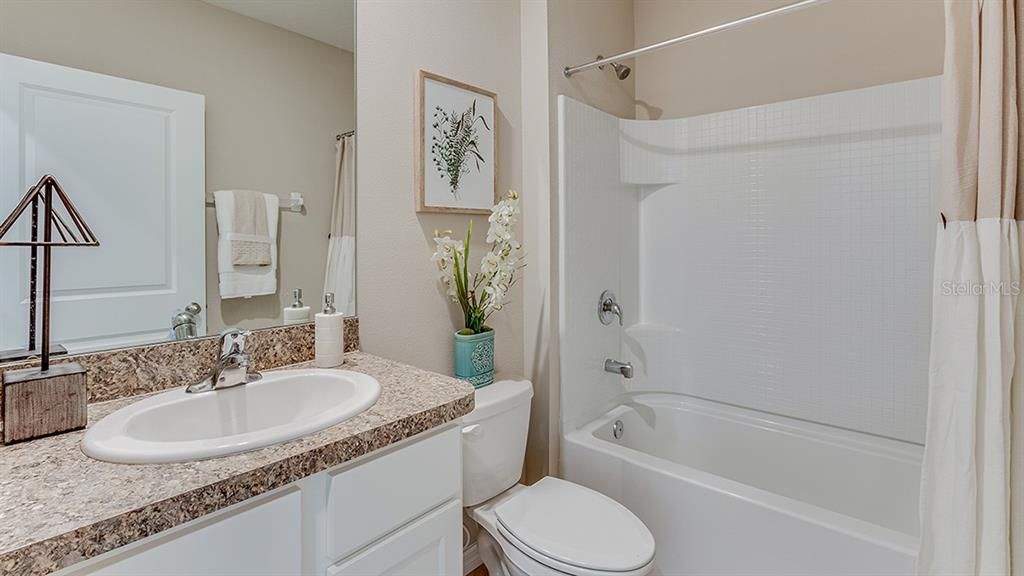 For Sale: $391,990 (5 beds, 3 baths, 2605 Square Feet)