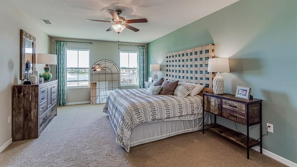 For Sale: $391,990 (5 beds, 3 baths, 2605 Square Feet)