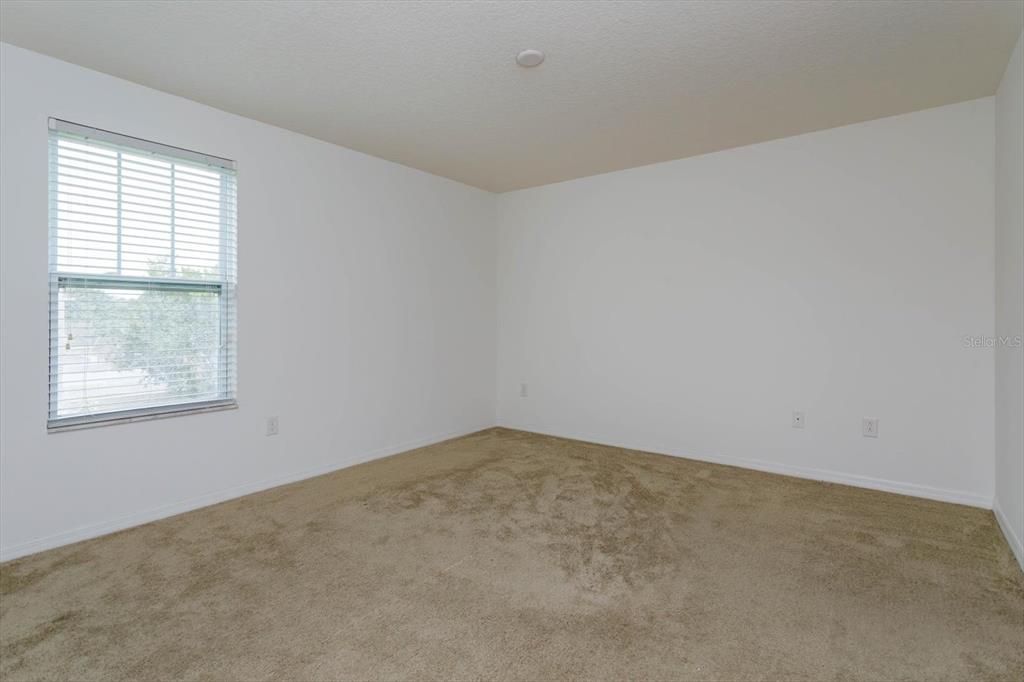 Active With Contract: $379,900 (4 beds, 3 baths, 1515 Square Feet)