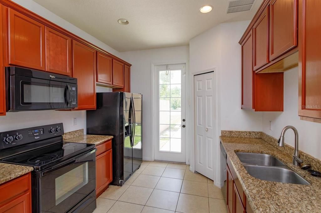 Active With Contract: $379,900 (4 beds, 3 baths, 1515 Square Feet)