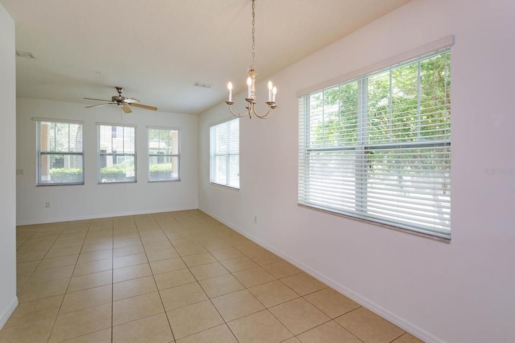 Active With Contract: $379,900 (4 beds, 3 baths, 1515 Square Feet)