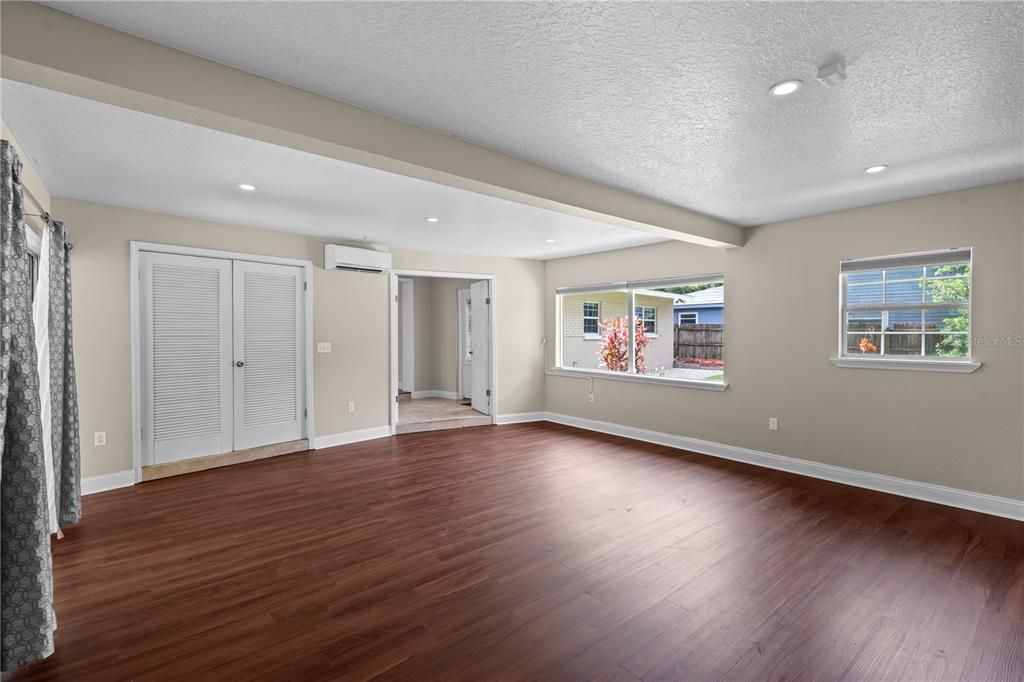 For Sale: $420,000 (4 beds, 2 baths, 2040 Square Feet)