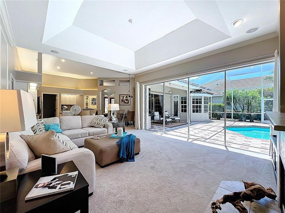 For Sale: $925,000 (4 beds, 3 baths, 2700 Square Feet)