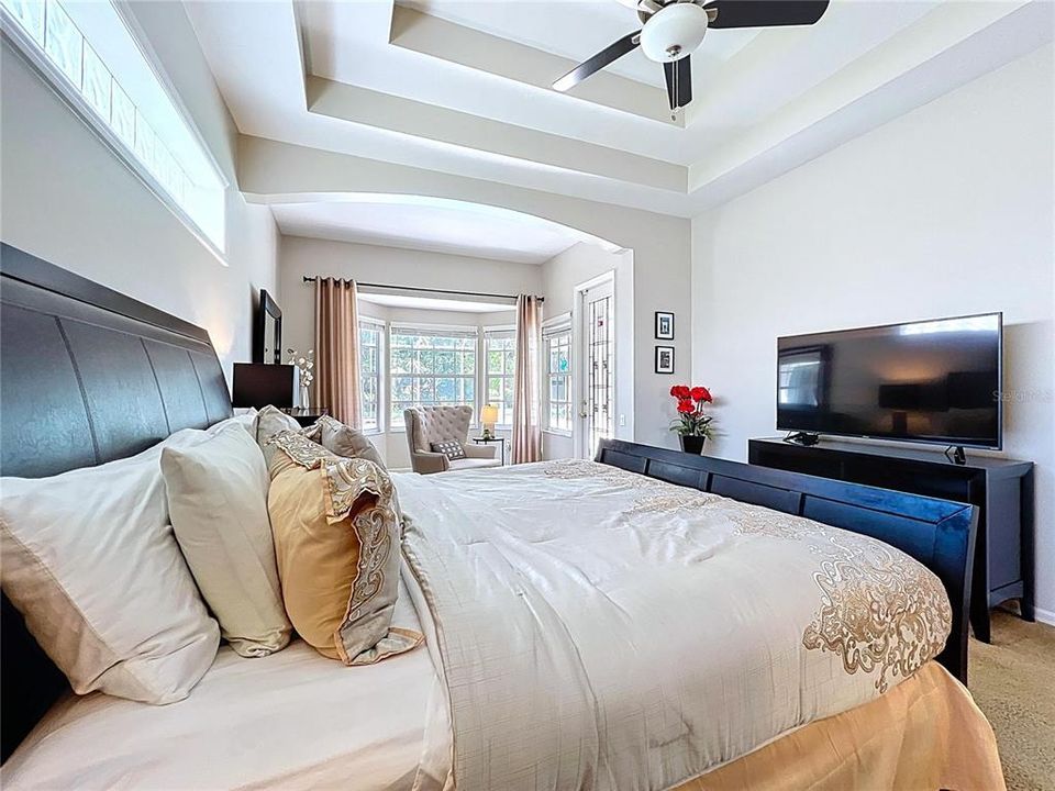 For Sale: $925,000 (4 beds, 3 baths, 2700 Square Feet)