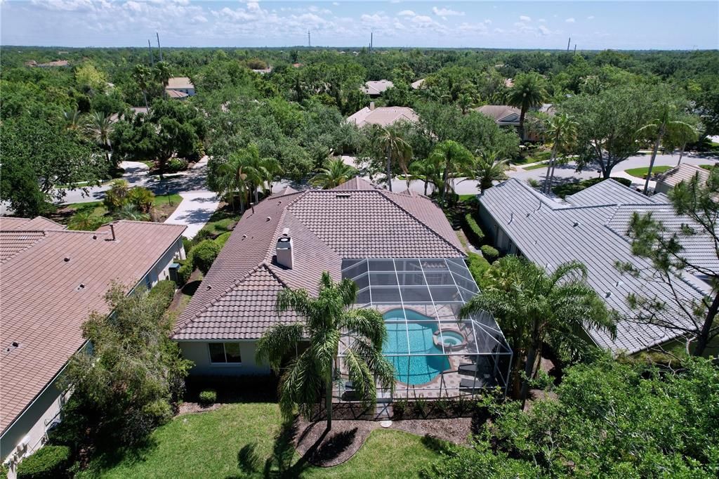 For Sale: $925,000 (4 beds, 3 baths, 2700 Square Feet)