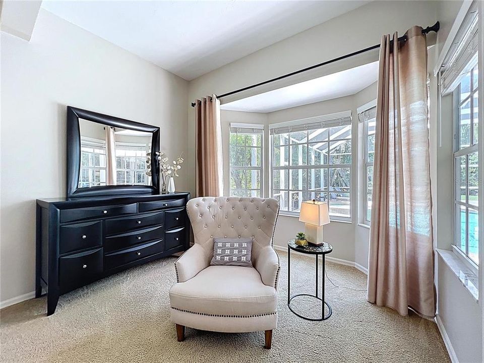 For Sale: $925,000 (4 beds, 3 baths, 2700 Square Feet)