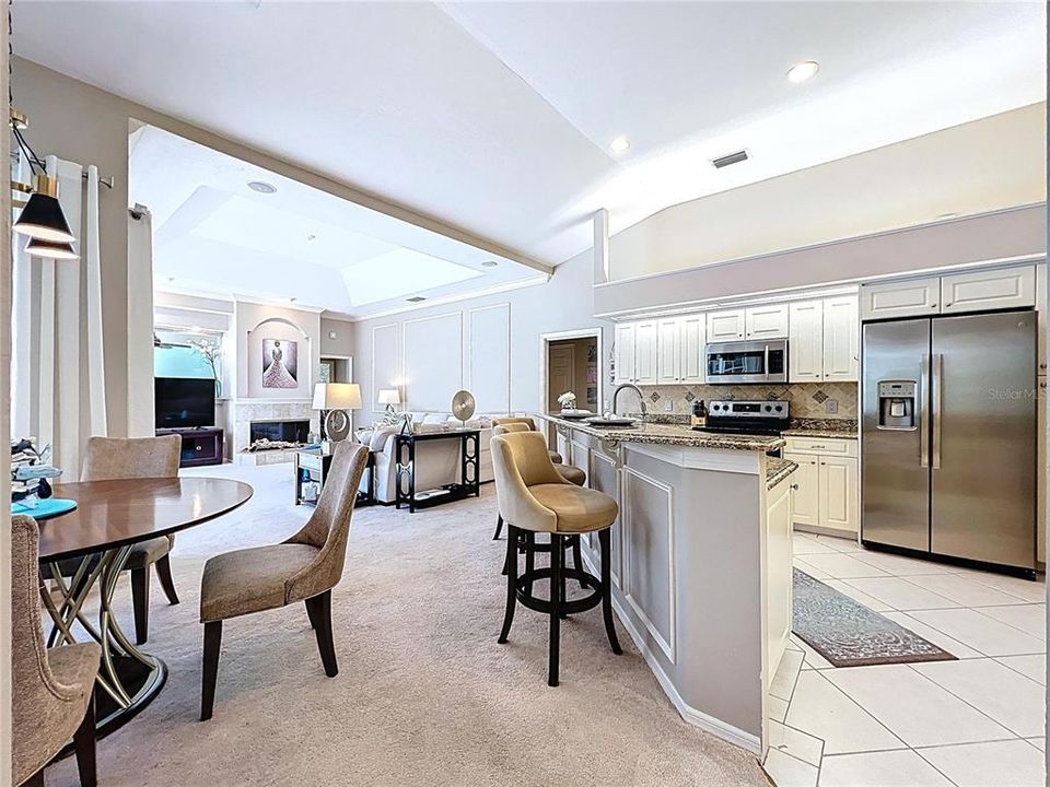 For Sale: $925,000 (4 beds, 3 baths, 2700 Square Feet)