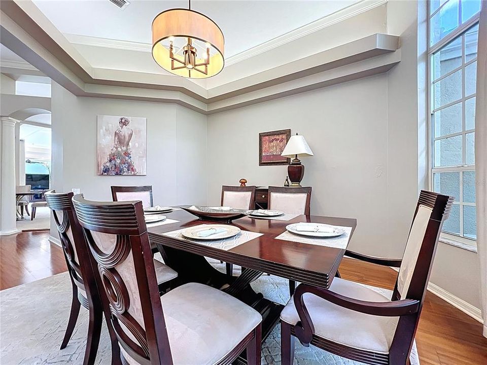 For Sale: $925,000 (4 beds, 3 baths, 2700 Square Feet)