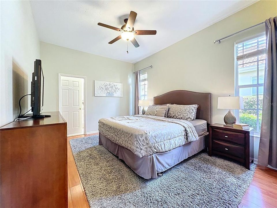 For Sale: $925,000 (4 beds, 3 baths, 2700 Square Feet)