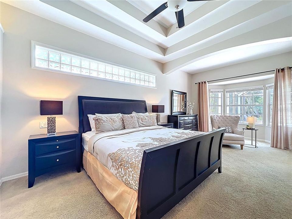 For Sale: $925,000 (4 beds, 3 baths, 2700 Square Feet)