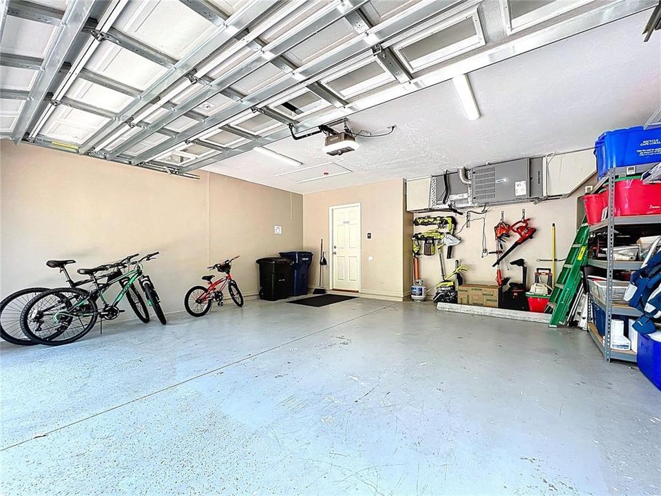 For Sale: $925,000 (4 beds, 3 baths, 2700 Square Feet)