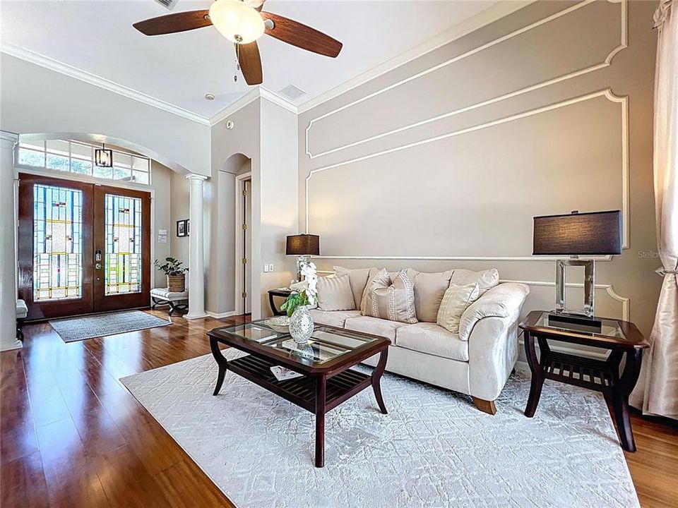 For Sale: $925,000 (4 beds, 3 baths, 2700 Square Feet)