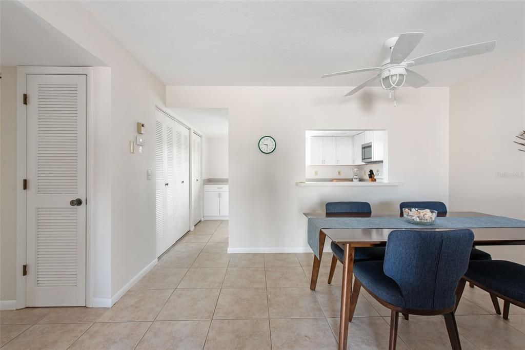 Activo con contrato: $199,000 (2 camas, 2 baños, 1056 Pies cuadrados)