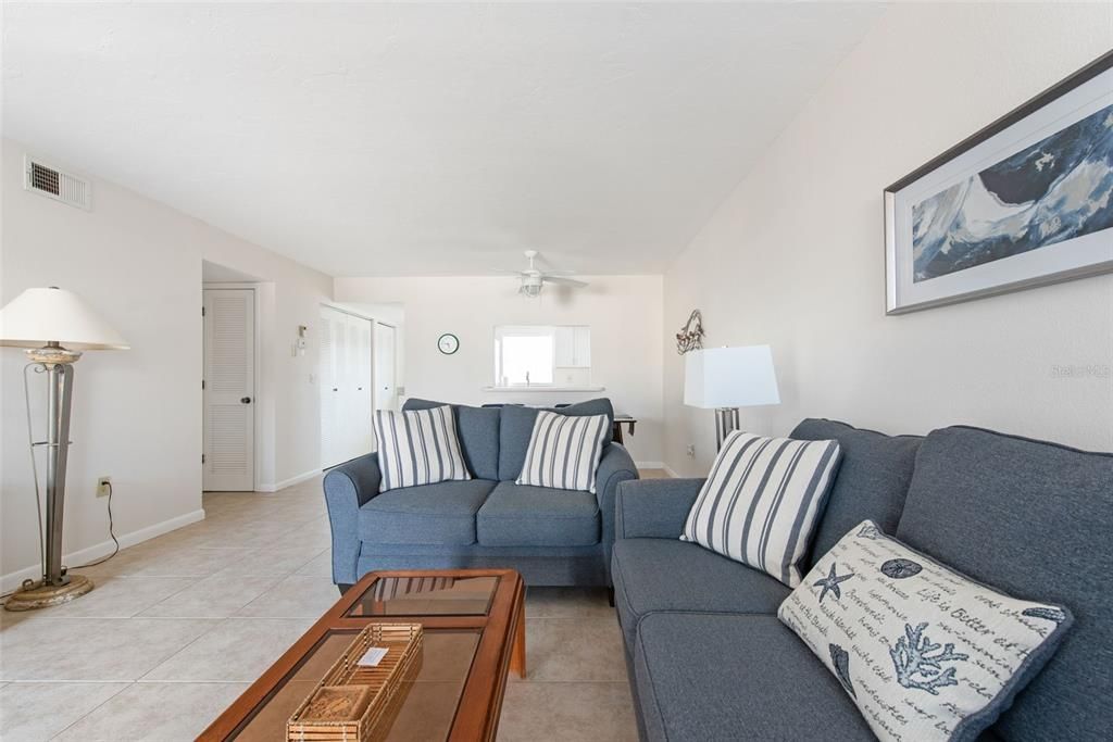 Activo con contrato: $199,000 (2 camas, 2 baños, 1056 Pies cuadrados)