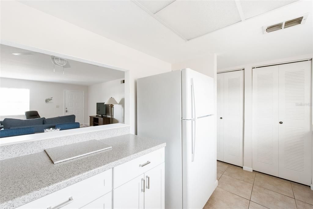 Activo con contrato: $199,000 (2 camas, 2 baños, 1056 Pies cuadrados)