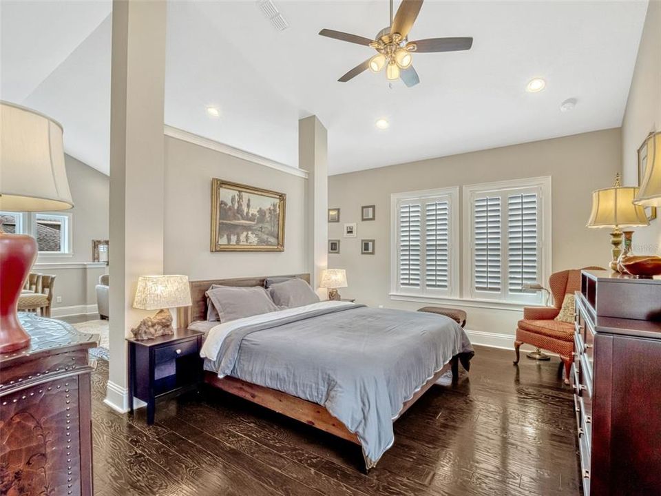 For Sale: $1,399,990 (5 beds, 4 baths, 3802 Square Feet)