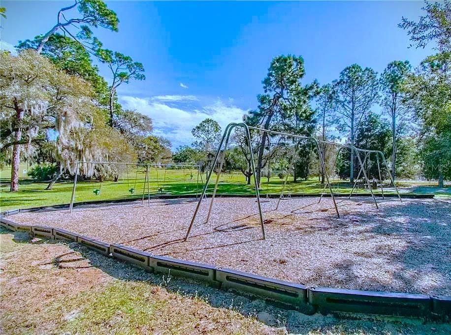 For Sale: $633,600 (4 beds, 3 baths, 2304 Square Feet)