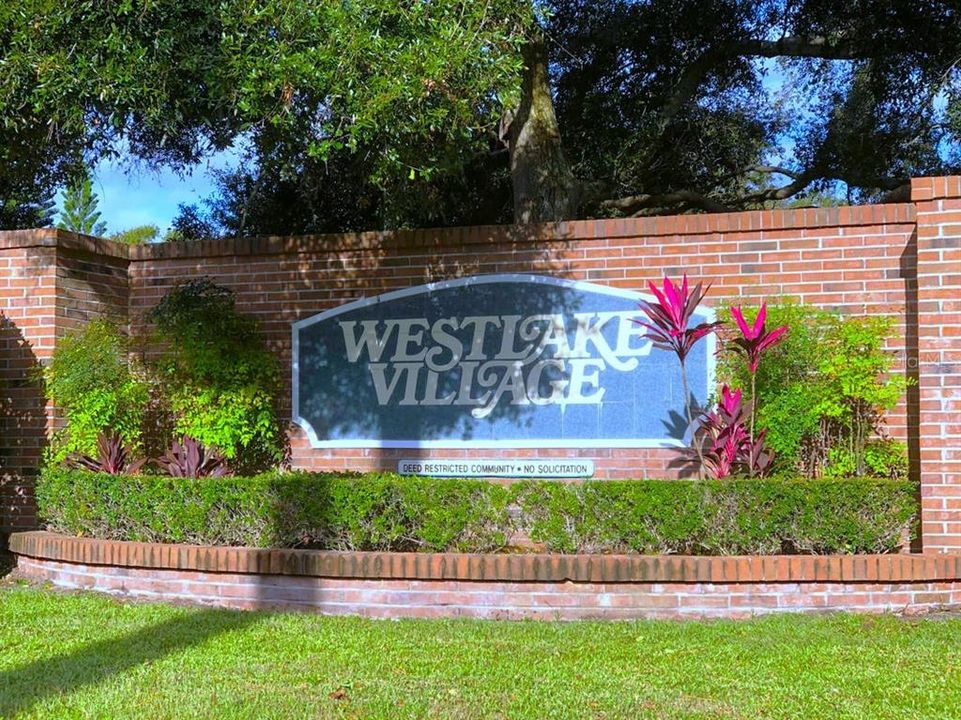 For Sale: $633,600 (4 beds, 3 baths, 2304 Square Feet)
