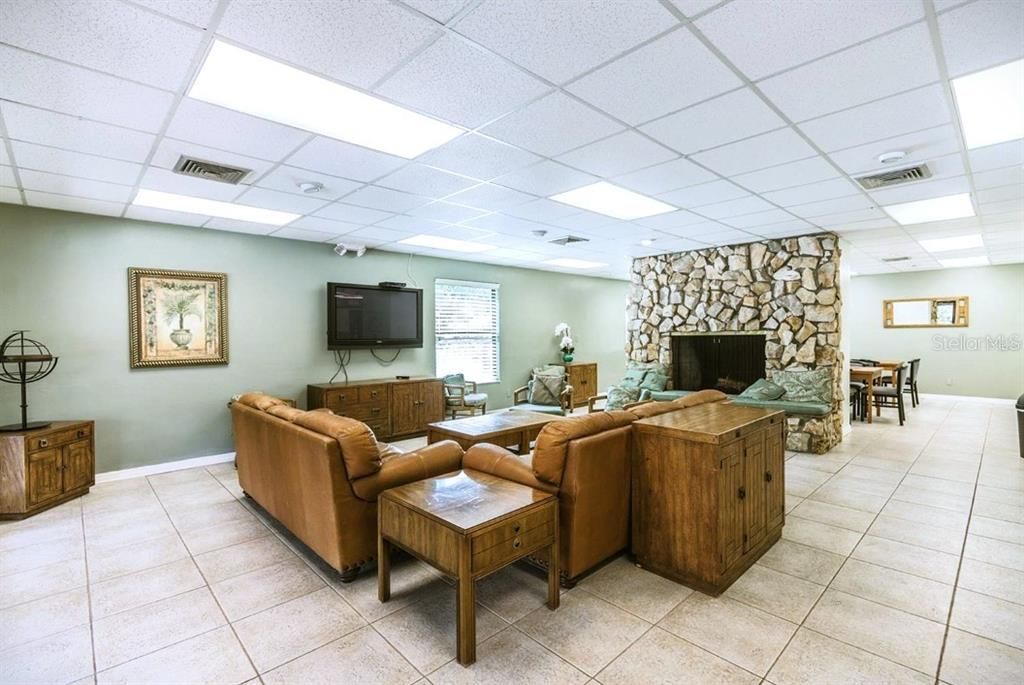 For Sale: $633,600 (4 beds, 3 baths, 2304 Square Feet)