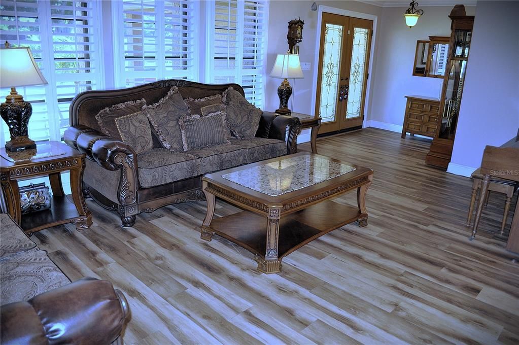 For Sale: $633,600 (4 beds, 3 baths, 2304 Square Feet)