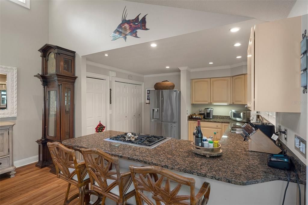 Active With Contract: $355,500 (3 beds, 2 baths, 1794 Square Feet)