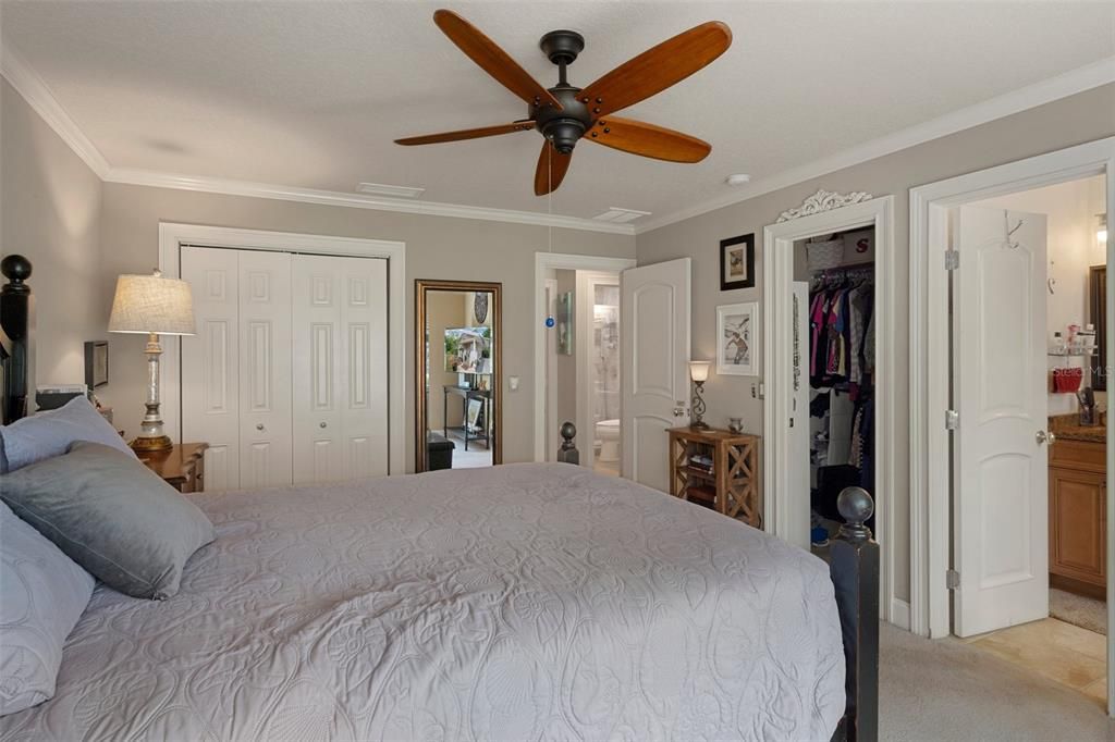 Active With Contract: $355,500 (3 beds, 2 baths, 1794 Square Feet)