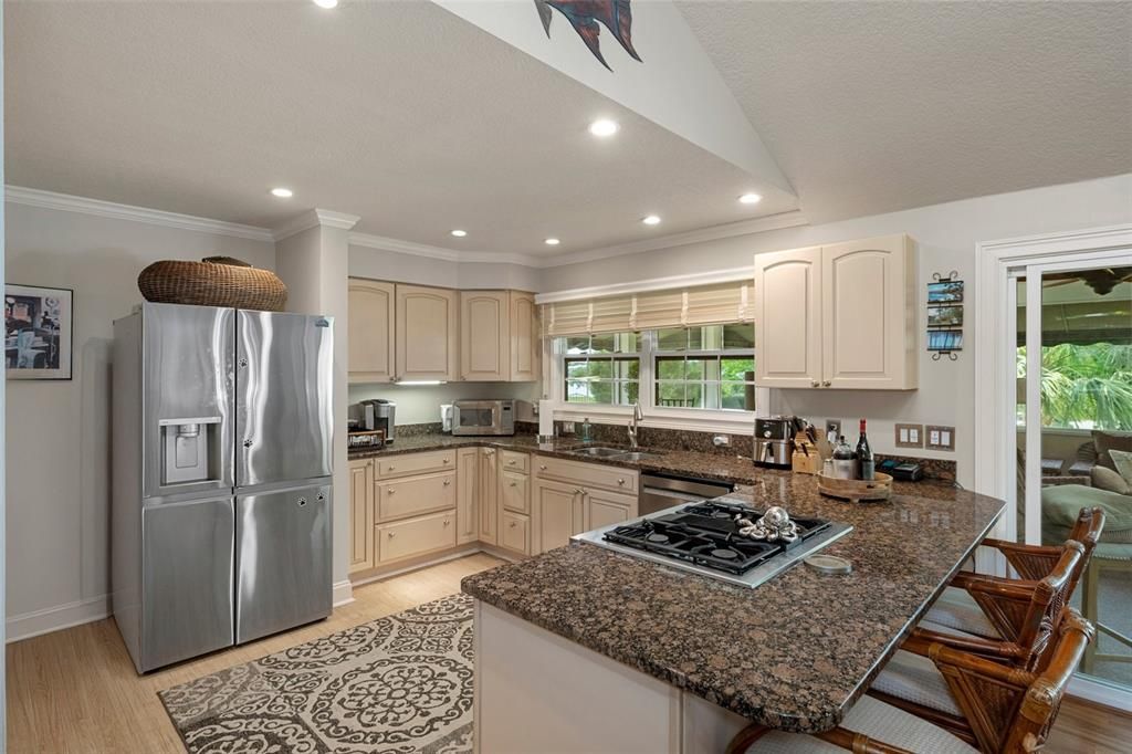 Active With Contract: $355,500 (3 beds, 2 baths, 1794 Square Feet)