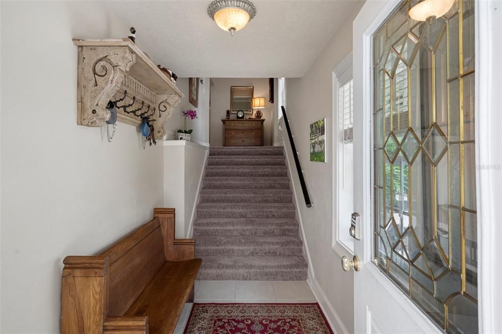 Active With Contract: $355,500 (3 beds, 2 baths, 1794 Square Feet)