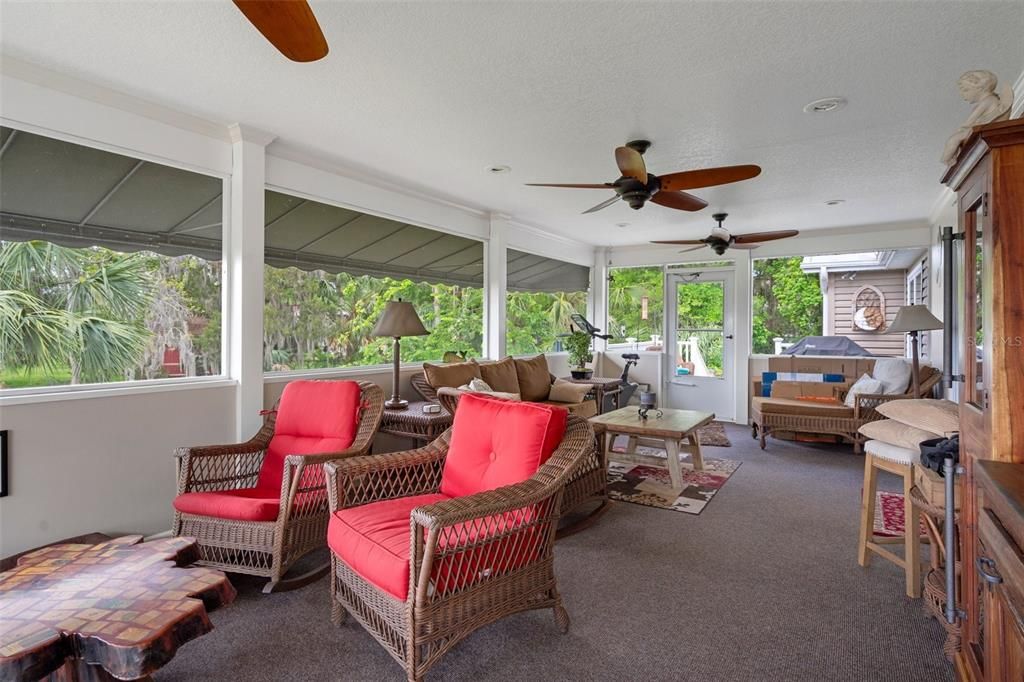 Active With Contract: $355,500 (3 beds, 2 baths, 1794 Square Feet)