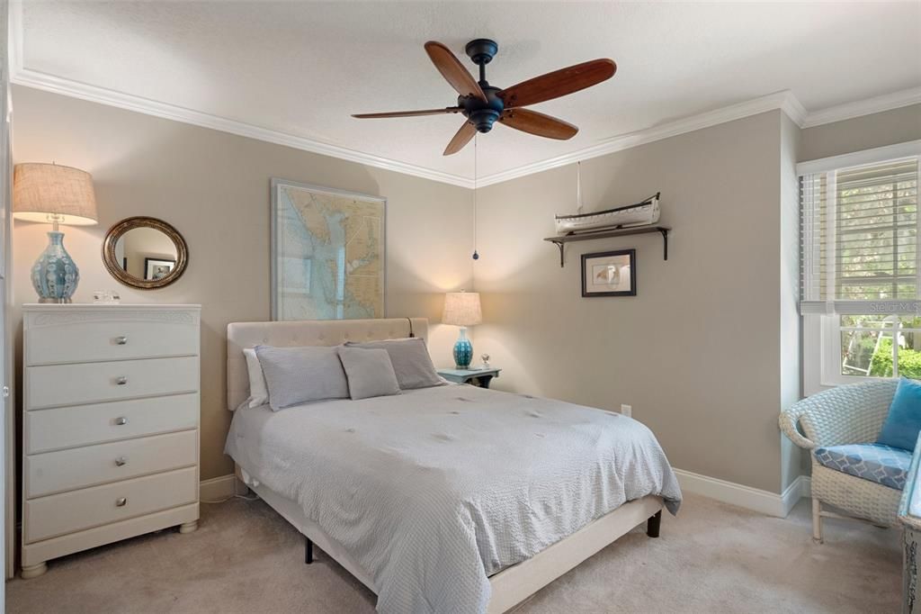 Active With Contract: $355,500 (3 beds, 2 baths, 1794 Square Feet)