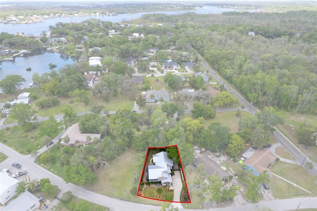 Active With Contract: $355,500 (3 beds, 2 baths, 1794 Square Feet)