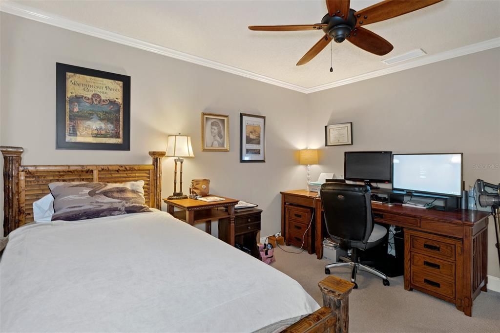 Active With Contract: $355,500 (3 beds, 2 baths, 1794 Square Feet)