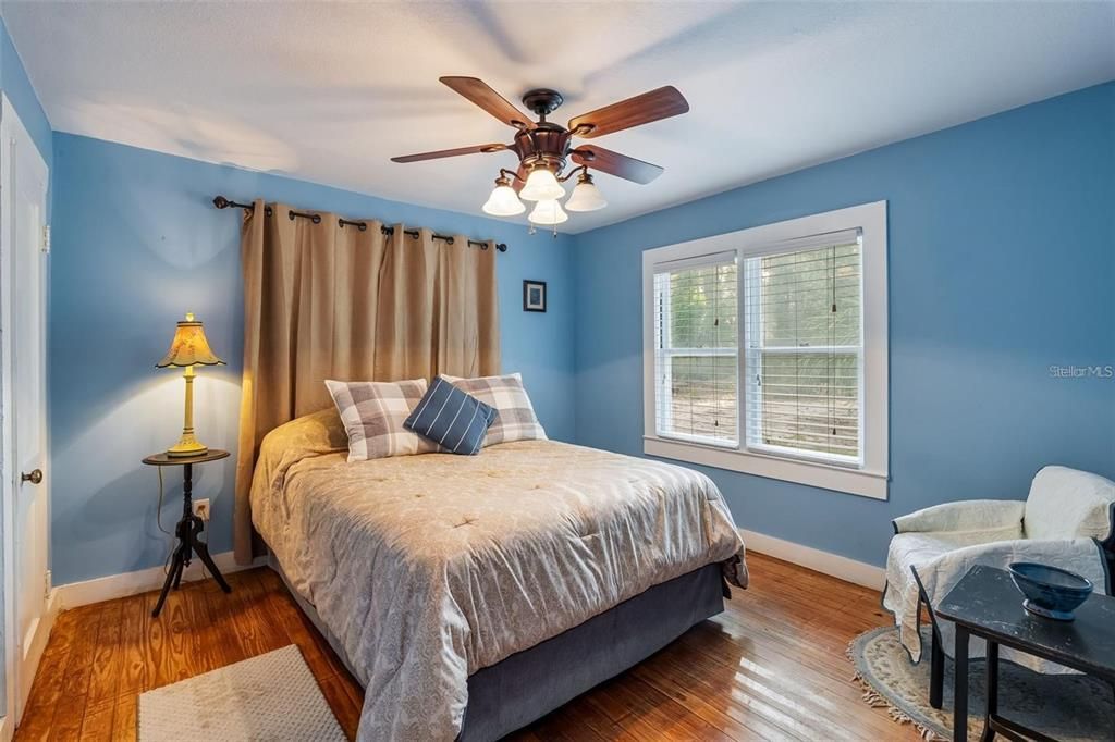 For Sale: $299,000 (0 beds, 0 baths, 832 Square Feet)