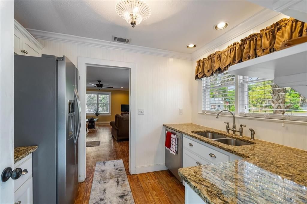 For Sale: $299,000 (0 beds, 0 baths, 832 Square Feet)