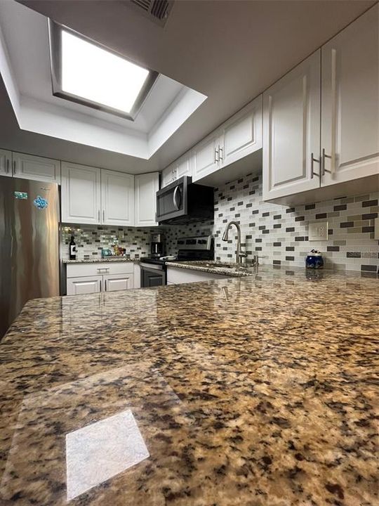 Active With Contract: $204,999 (2 beds, 2 baths, 1050 Square Feet)