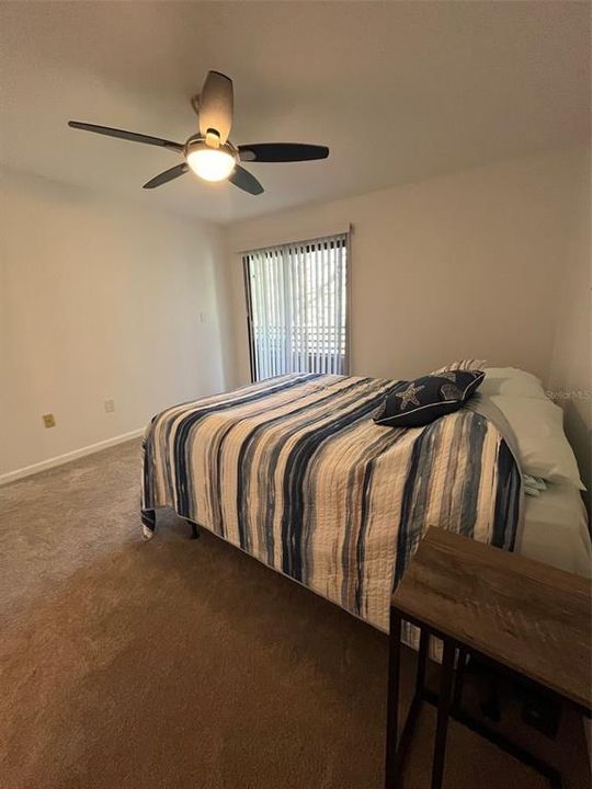 Active With Contract: $204,999 (2 beds, 2 baths, 1050 Square Feet)