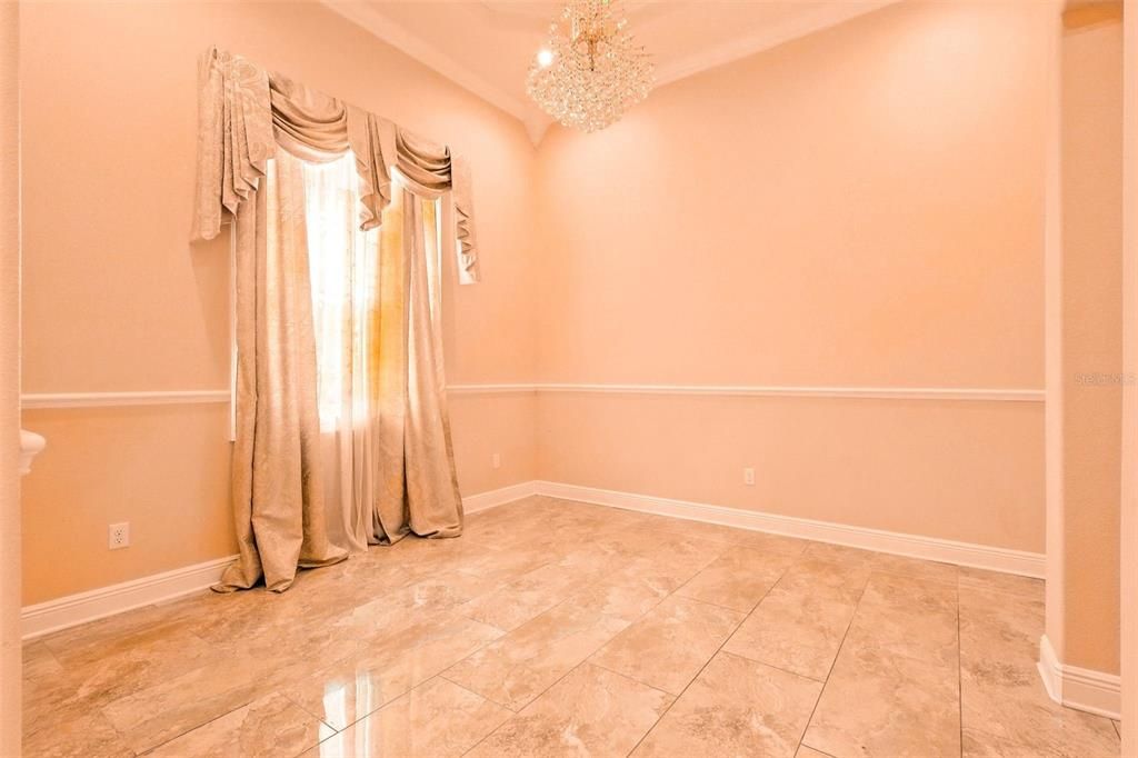 На продажу: $825,000 (4 спален, 3 ванн, 4356 Квадратных фут)