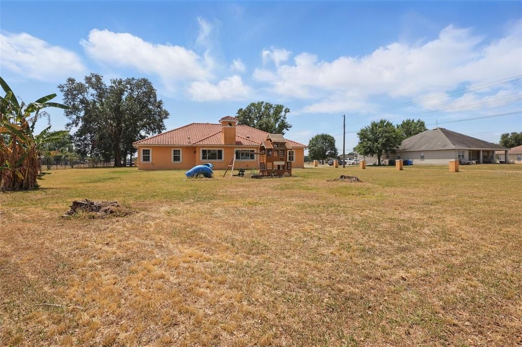 На продажу: $825,000 (4 спален, 3 ванн, 4356 Квадратных фут)