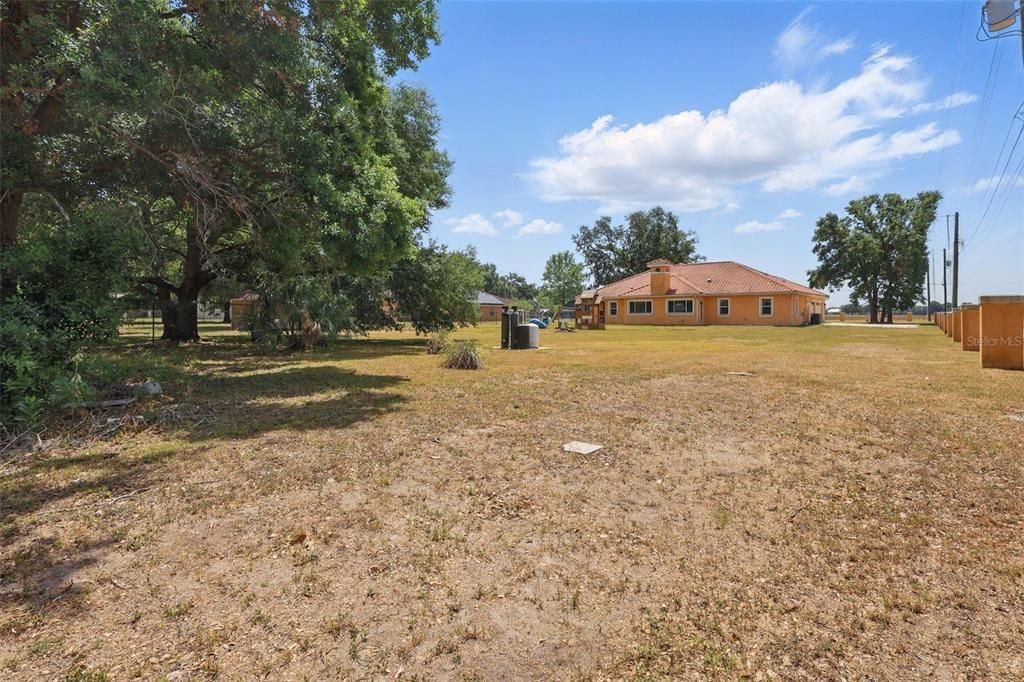 На продажу: $825,000 (4 спален, 3 ванн, 4356 Квадратных фут)