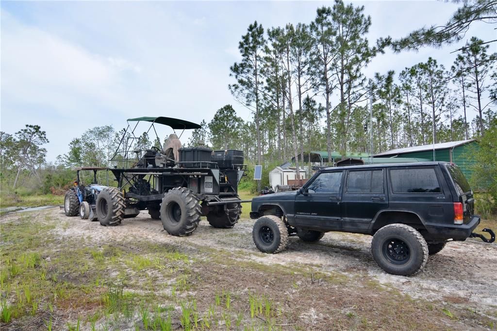 待售: $399,999 (93.63 acres)