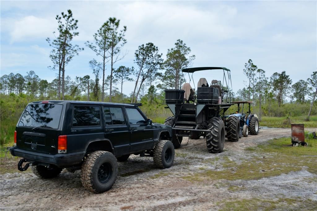 待售: $399,999 (93.63 acres)