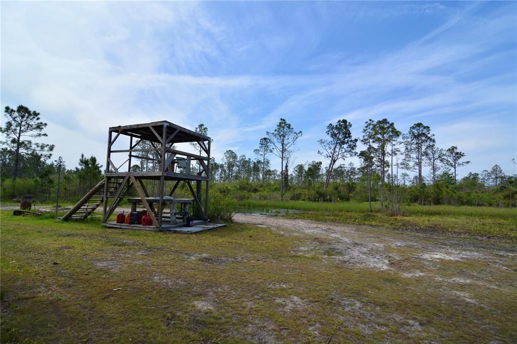 待售: $399,999 (93.63 acres)